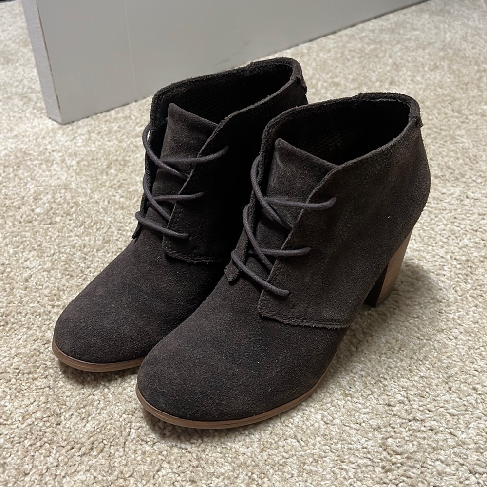 TOMS Black Suede 'Lunata' Ankle Block Heel Boots 8